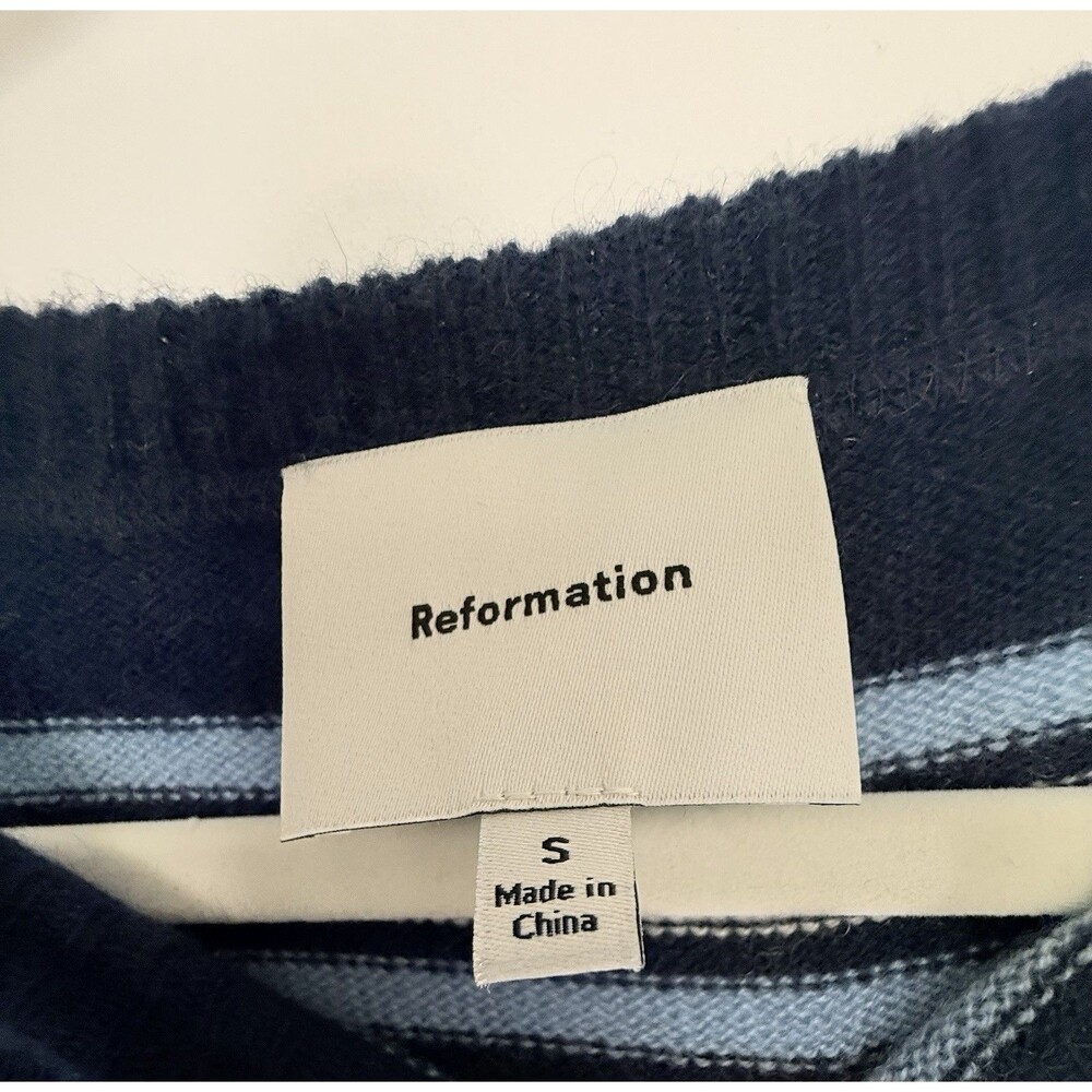 Reformation Cashmere Stripped Blue Boyfriend Sweater Size S - Picture 6 of 7